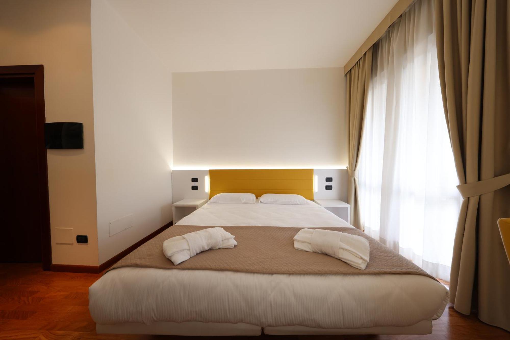 Hotel Palazzo Bello - Nuova Gestione Recanati Bagian luar foto